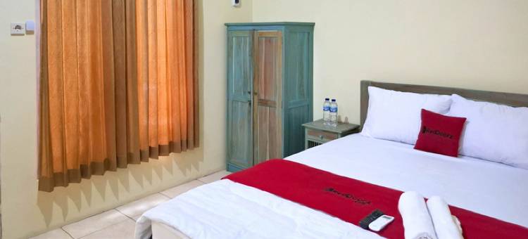 RedDoorz near Alun Alun Jepara图片