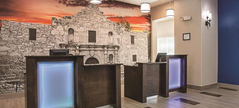 圣安东尼奥西北拉昆塔温德姆套房酒店(La Quinta Inn & Suites by Wyndham San Antonio Northwest)图片