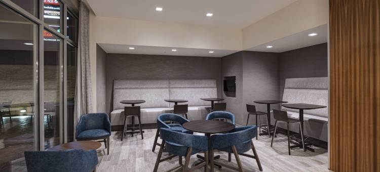 圣路易斯布伦特伍德万豪万怡酒店(Courtyard St. Louis Brentwood)图片
