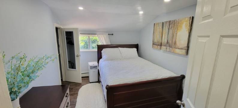 Cheerful 2-Bedroom Apartment with Smart Home Tech.图片