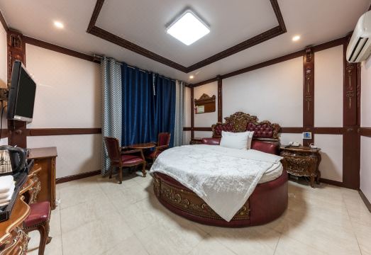 Changwon Palyong-Dong Days Hotel Overview