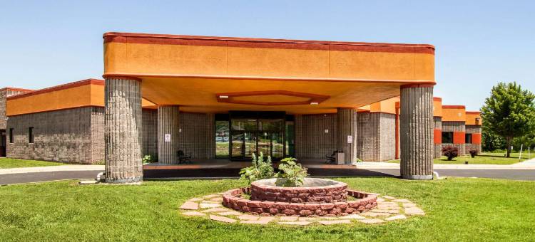 品质酒店阿肯色城北(Quality Inn Arkansas City North)图片