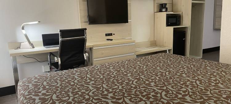 温德姆戴斯酒店及套房桃树角/诺克罗斯(Days Inn & Suites by Wyndham Peachtree Corners/Norcross)图片