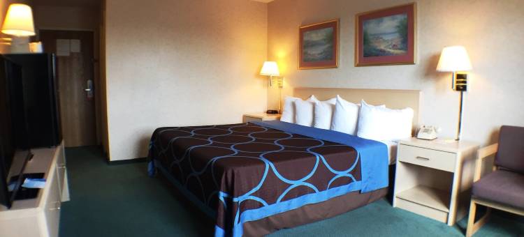 卡南代瓜温德姆速8酒店(Super 8 by Wyndham Canandaigua)图片