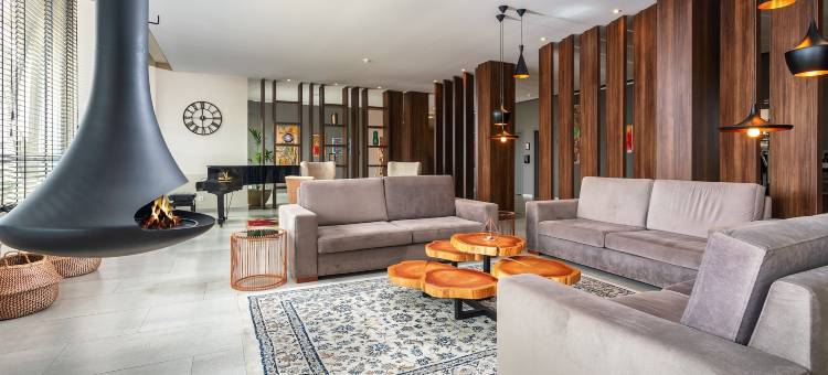 AP 玛丽亚诺娃酒廊 - 限成人(AP Maria Nova Lounge)图片