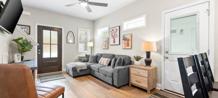 Unique Rooftop Patio and Game Room - Stunning Rooftop Oasis图片