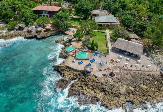 The Westender Inn Hotel Overview