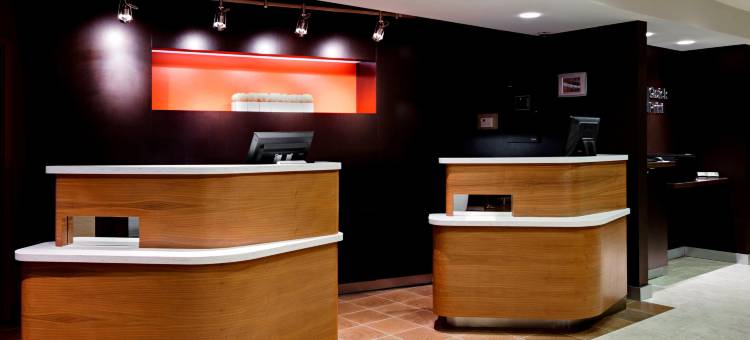 南本德米沙沃卡万怡酒店(Courtyard Mishawaka-University Area)图片