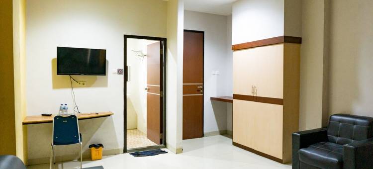 红多兹酒店-近查亚普拉港(RedDoorz Near Pelabuhan Jayapura)图片