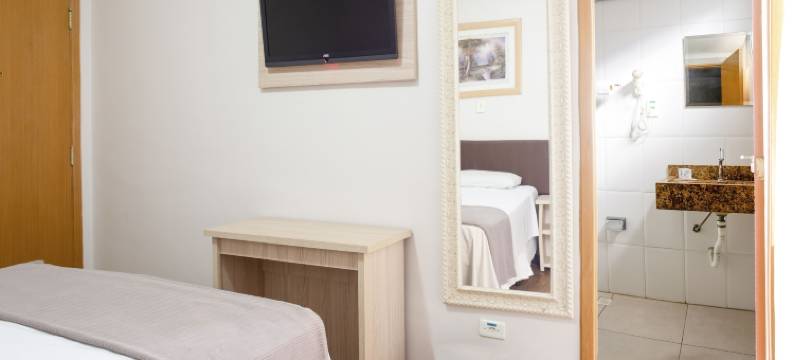 菲尼克斯良好度假屋酒店(Fênix Hotel BOM Retiro)图片