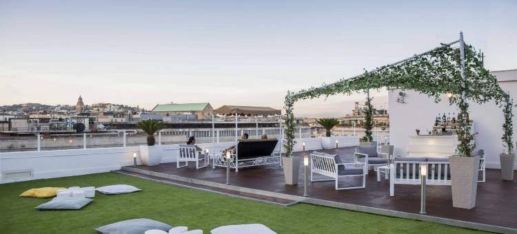 那不勒斯旅行酒店(NeapolitanTrips Hotel)图片