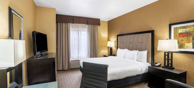 温泉城拉昆塔温德姆套房酒店(La Quinta Inn & Suites by Wyndham Hot Springs)图片