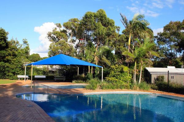 Fingal Bay Holiday Park Hotel Overview