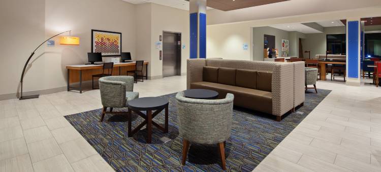 智选假日酒店及套房本图拉by IHG(Holiday Inn Express & Suites Ventura Harbor)图片