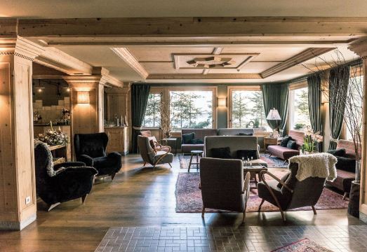 La Genzianella Bormio Hotel Overview