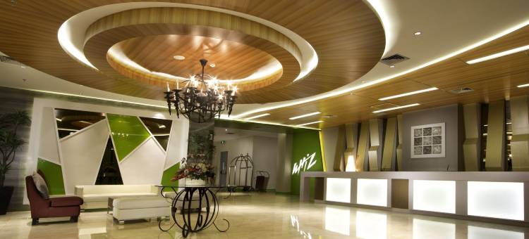 克拉巴加丁威兹高级酒店(Whiz Prime Hotel Kelapa Gading)图片