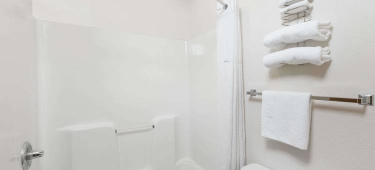 威奇托机场豪生酒店(Howard Johnson by Wyndham Wichita Airport)图片