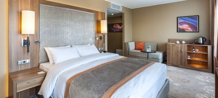 秋明希尔顿逸林酒店(DoubleTree by Hilton Hotel Tyumen)图片