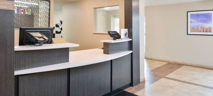 Candlewood Suites 博蒙特 by IHG(Candlewood Suites Beaumont by IHG)图片