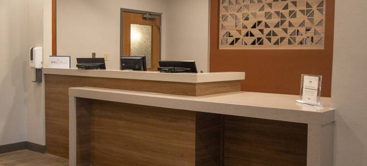 Candlewood Suites 路易斯维尔北(Candlewood Suites Louisville North)图片