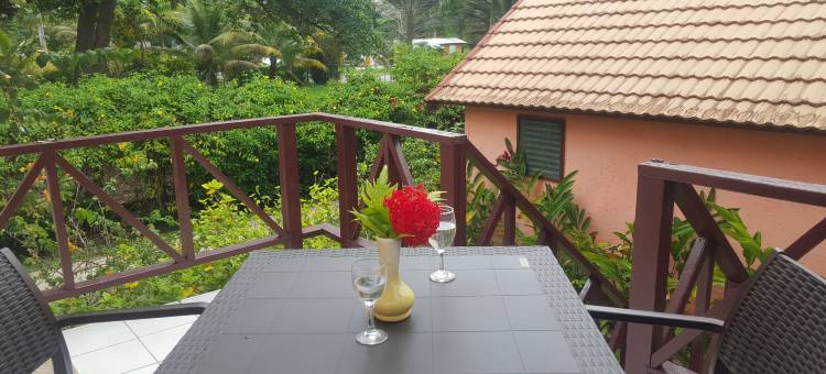 萤火虫海滩小屋(Firefly Beach Cottages)图片