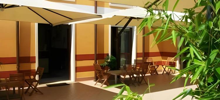 加尔达宫住宅(Ferretti Residence Garda Palace)图片