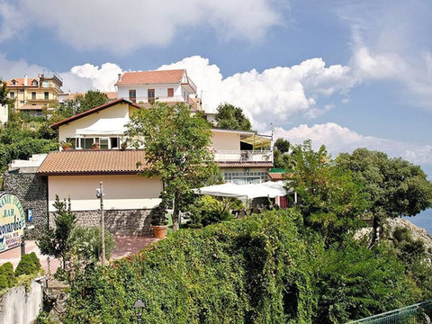 李奥纳多家庭旅馆