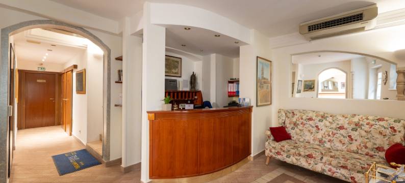 方塔纳别墅(Villa Fontana)图片