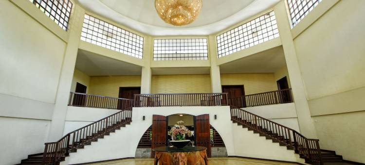 乌达瓦拉瓦维野生动物园大度假村(Grand Udawalawe Safari Resort)图片