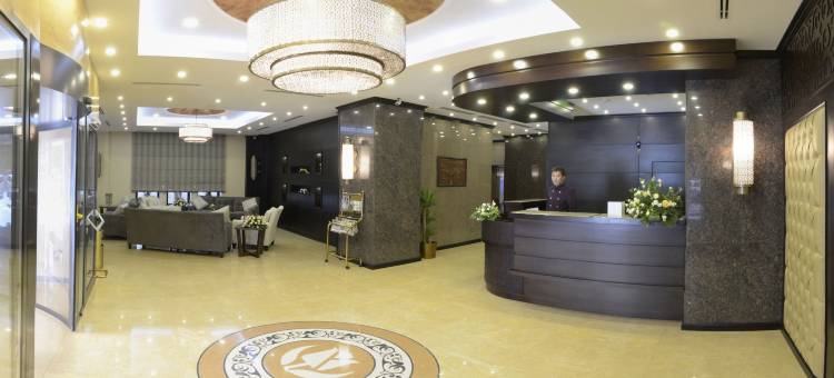 比什凯克中心温德姆华美达酒店(Ramada by Wyndham Bishkek Centre)图片