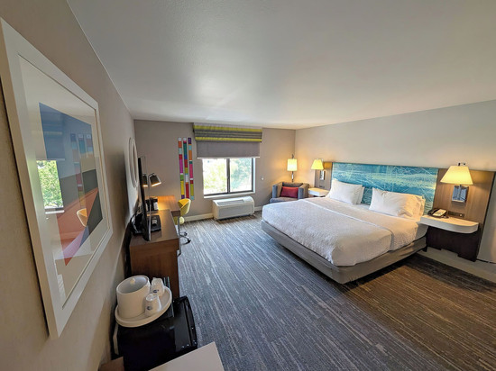 塔科马欢朋套房酒店