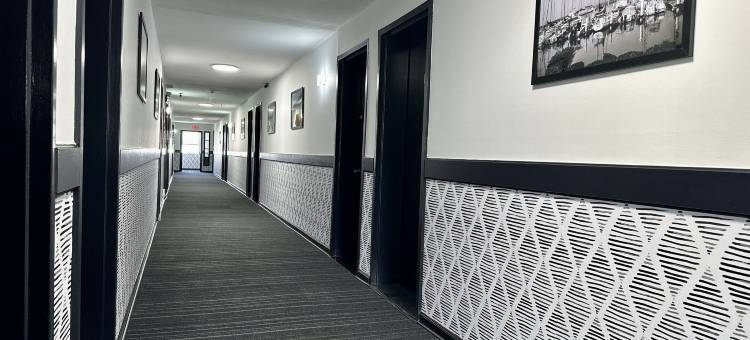 巴杰特霍斯特东端里弗黑德酒店(Budget Host East End Hotel in Riverhead)图片