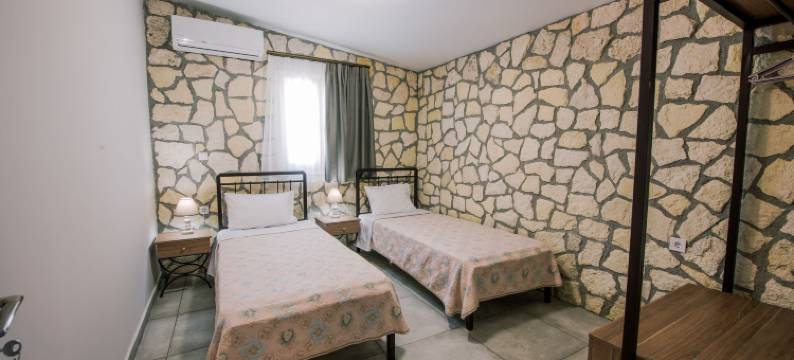 Acro科林斯湾公寓(Acrocorinth Apartments)图片