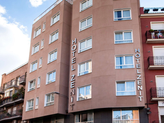 泽尼特穆尔西亚酒店