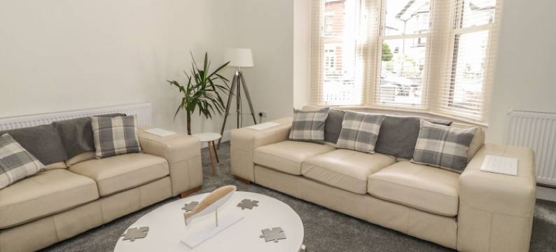 查恩伍德别墅酒店(Charnwood Villa)图片