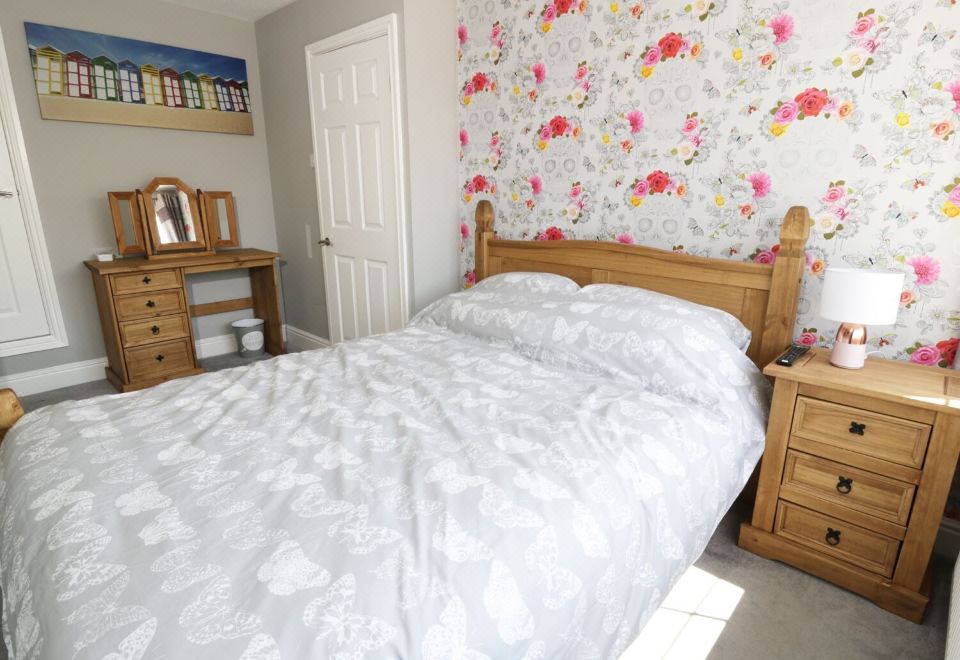 West Shore Cottage Hotel Overview