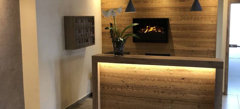 普切勒-盖瑟霍夫德意志阿德勒饭店(Gasthof Deutscher Adler Und Hotel Puchtler)图片