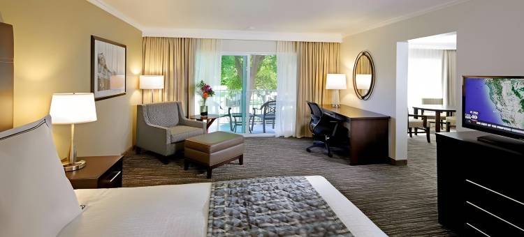 花园宫殿贝斯特韦斯特优质酒店(Best Western Plus Garden Court Inn)图片