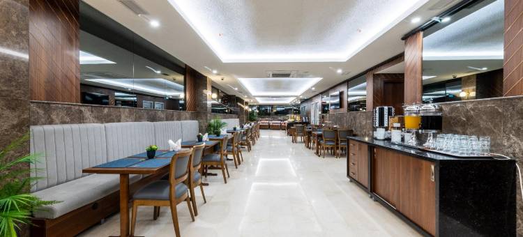 阿普里斯豪华酒店(Aprilis Deluxe Hotel)图片