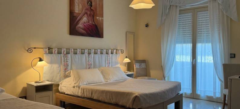 埃雷梅斯客房及公寓(Eremes Rooms & Apartments)图片