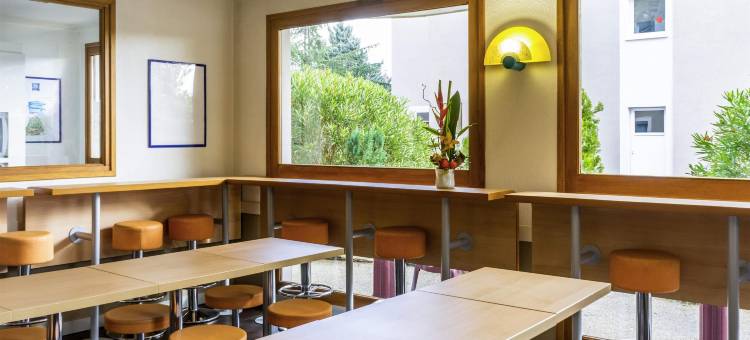 奥什宜必思快捷酒店(Ibis Budget Auch)图片