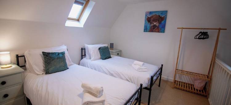 Augusta House - Andover - Large 4 bedroom with garden, near centre图片