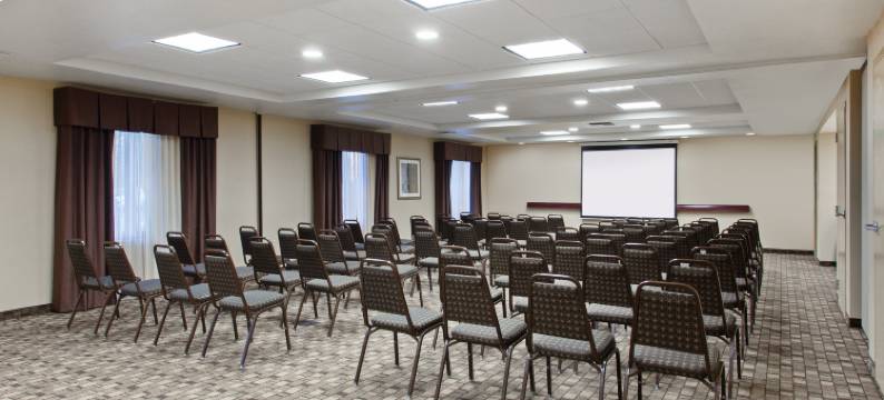 奥克兰机场阿拉梅达欢朋套房酒店(Hampton Inn & Suites Oakland Airport-Alameda)图片