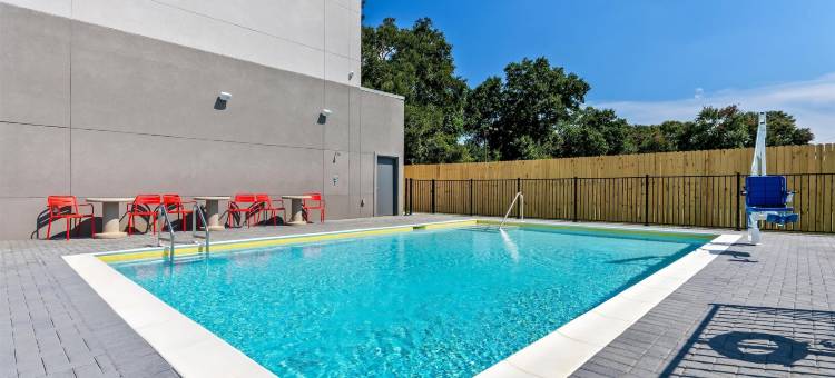 Tru By Hilton 彭萨科拉 I-10 北戴维斯高速公路(Tru by Hilton Pensacola I-10 North Davis Highway)图片