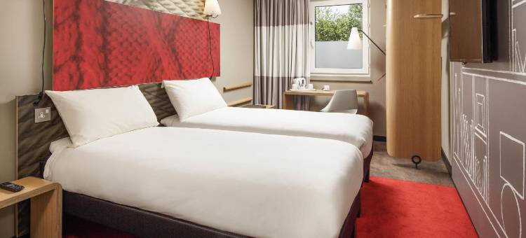 宜必思里尔中心大广场酒店(2015 年 3 月开业)(Ibis Lille Centre Grand Palais)图片