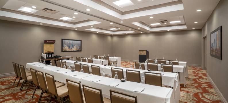 纳什维尔州范德比尔特希尔顿安泊酒店(Embassy Suites by Hilton Nashville at Vanderbilt)图片