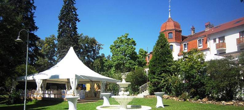 施莱翰帕克酒店(Parkhotel Schillerhain)图片