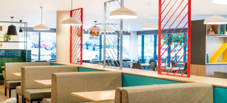 伦敦鲁顿机场假日酒店(Holiday Inn LONDON - LUTON AIRPORT by IHG)图片