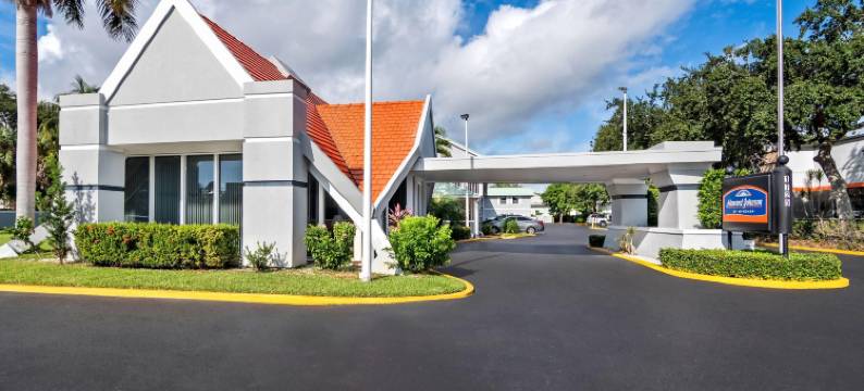 维洛海滩-市中心豪生酒店(Howard Johnson by Wyndham Vero Beach / Downtown)图片