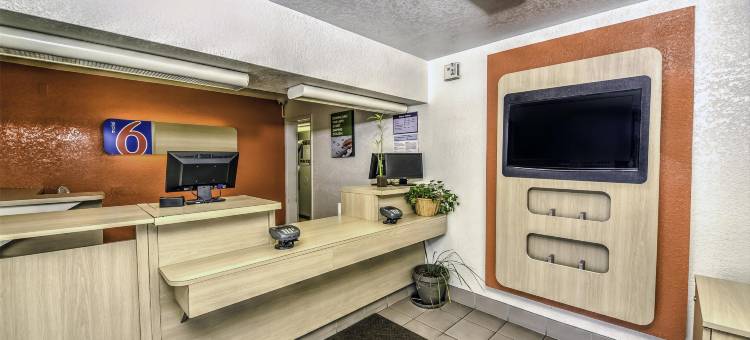 科罗拉多斯普林斯南部/都会区 6 号汽车旅馆(Motel 6 Colorado Springs, CO – South/Metro Area)图片